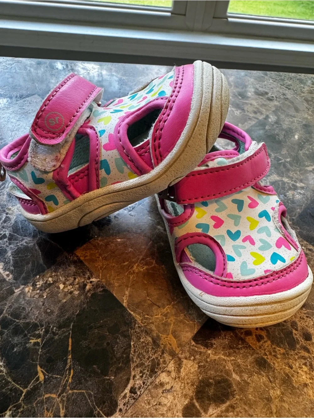 Stride Rite The Wave Water Shoes Sandals | Size 3M Toddler Girl | Heart Print